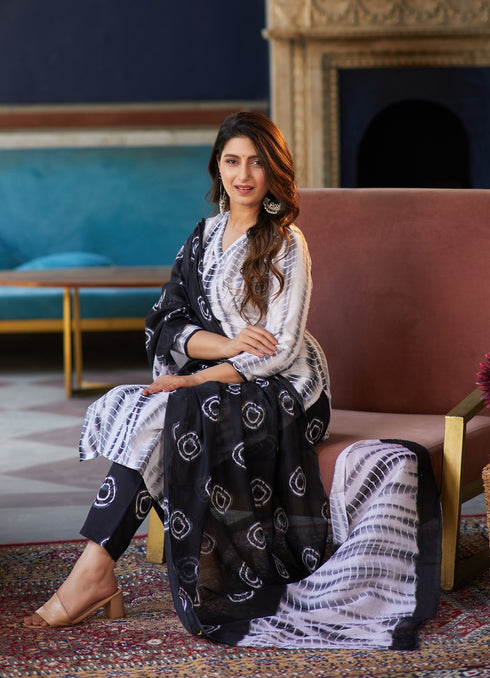 Black, White Printed Viscose Rayon Kurta, Pant And Dupatta Set