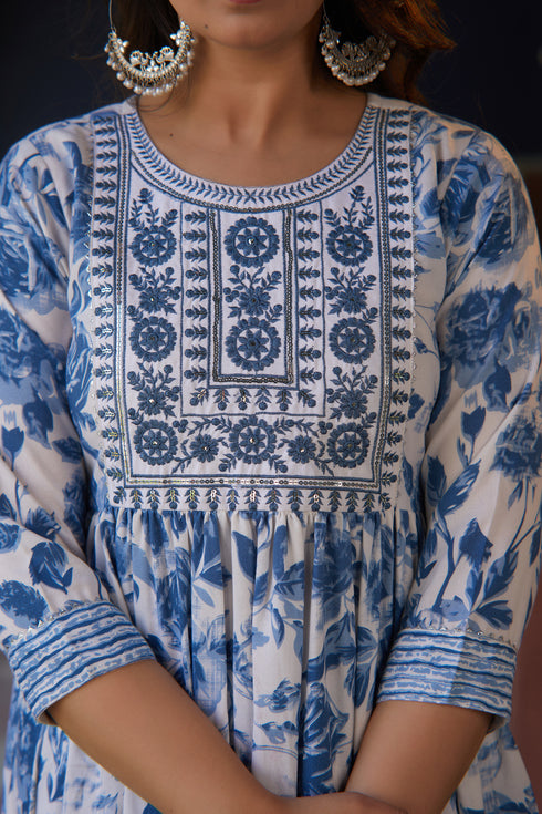 White, Blue Floral Print Viscose Rayon Kurta, Pant And Dupatta Set