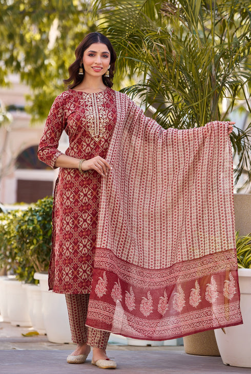 Maroon, Beige Checkered Viscose Rayon Kurta, Pant And Dupatta Set