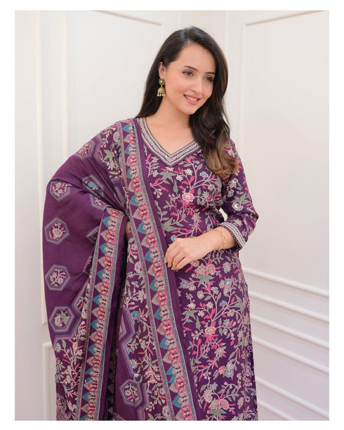 Purple Embroidery Viscose Rayon Kurta, Pant And Dupatta Set