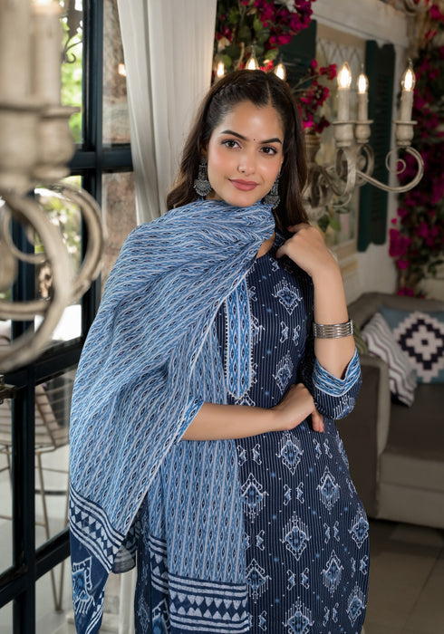 Blue Embroidery Viscose Rayon Kurta, Pant And Dupatta Set