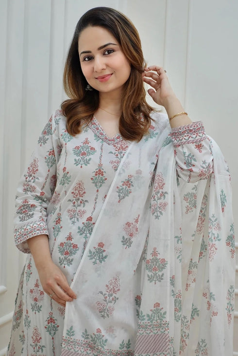 Alvami Women Light Green, Purple, White Printed Viscose Rayon Kurta, Pant And Dupatta Set