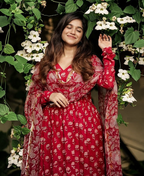 Alvami Women’s Red Floral Printed Alia Cut Kurta Pant With Dupatta Set