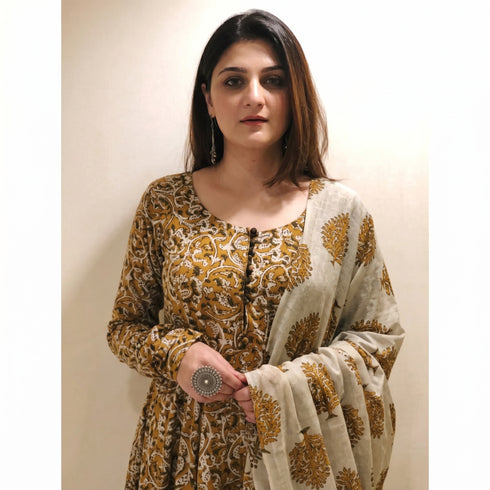 Alvami Women's Yellow & Cream Printed Viscose Anarkali Kurta Pant Set with Dupatta