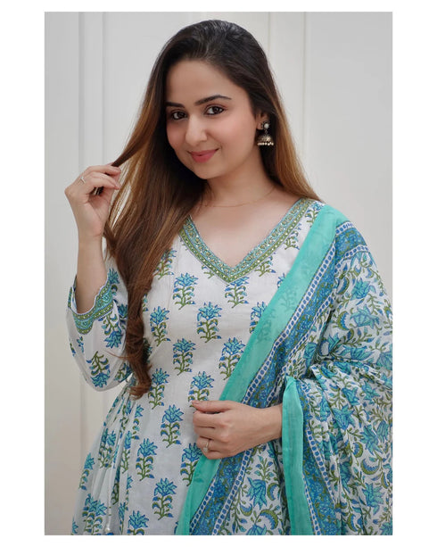 White Printed Pure Cotton Kurta And Pant Set