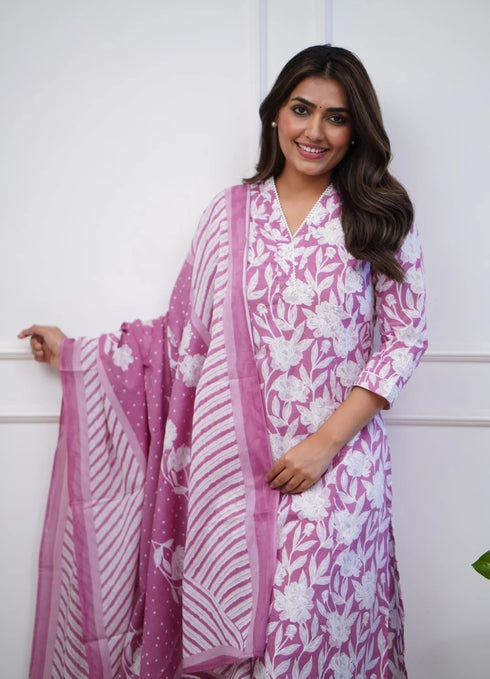 Viscose Floral Printed Pink Kurta And Pant Set With Dupatta