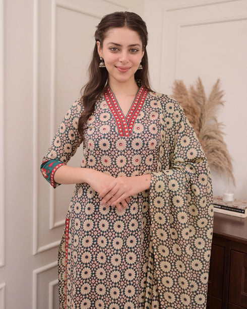 Viscose Light Green Kurta And Pant Set With Dupatta