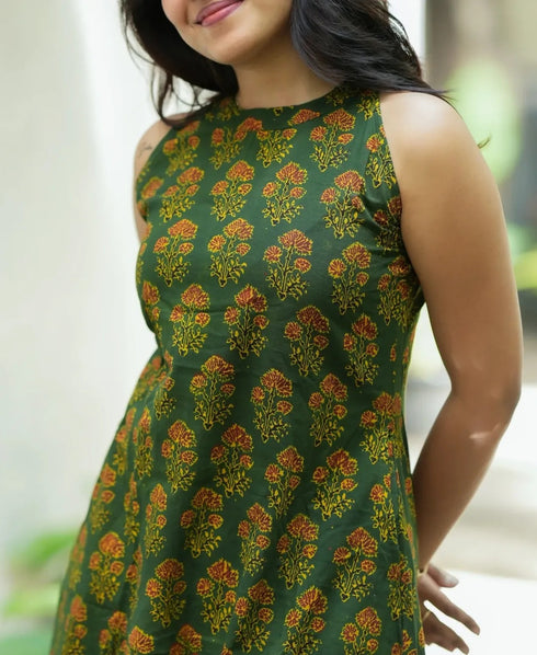 Alvami Women's Green Printed A-Line Kurta Palazzo Set With Pocket