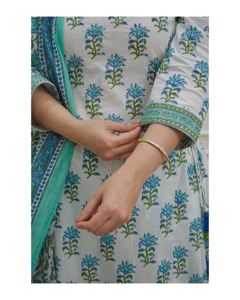 White Printed Pure Cotton Kurta And Pant Set