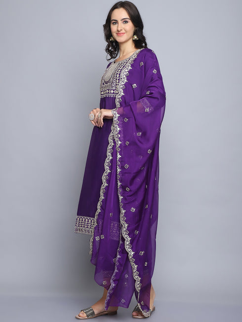 Purple Embroidery silk Kurta And Pant Set With Dupatta