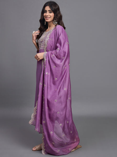 Pink Embroidery silk Kurta And Pant Set With Dupatta
