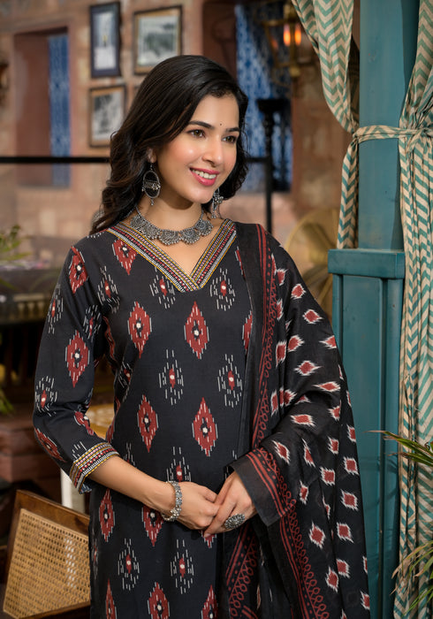 Black Embroidery Viscose Rayon Kurta, Pant And Dupatta Set