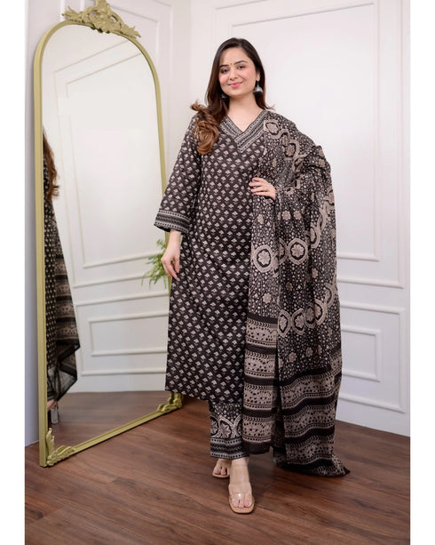 Black Embroidery Viscose Rayon Kurta, Pant And Dupatta Set