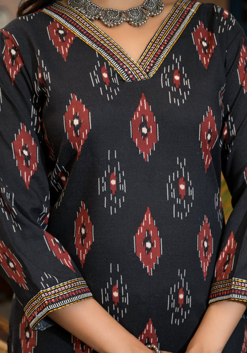 Black Embroidery Viscose Rayon Kurta, Pant And Dupatta Set