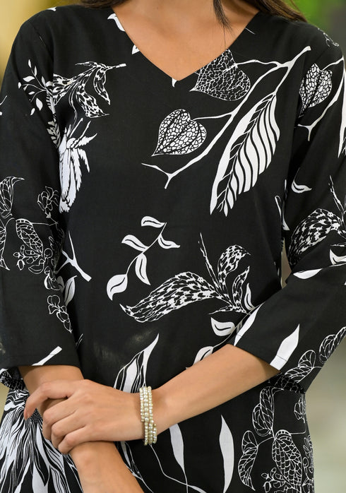 Women Nature Print Cotton Black Kurta And Pant Set