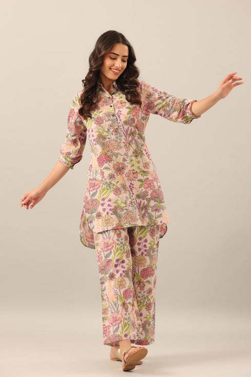 Women Cotton Printed Kurta and Pant Set
