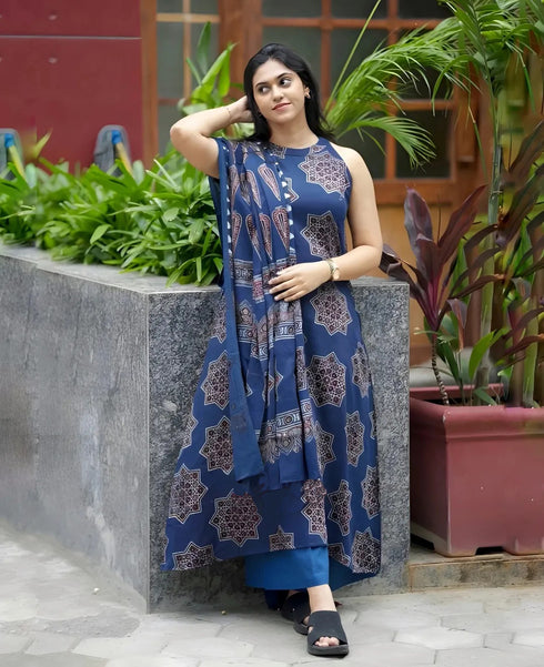 Women Viscose Kurta Palazzo Set with Dupatta | Sleeveless Printed Kurta with Palazzo Pant