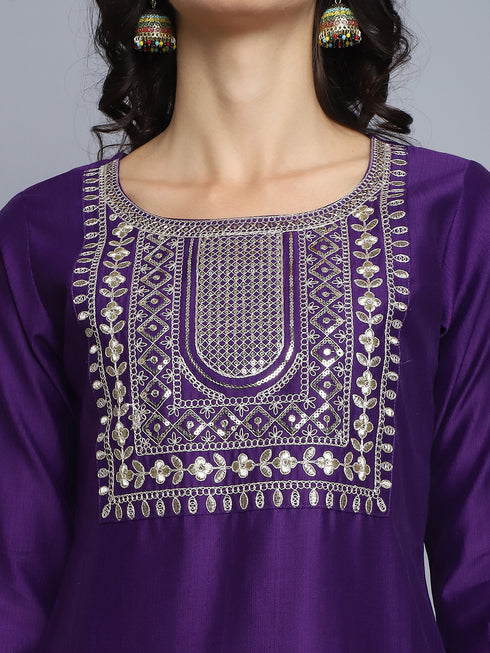 Purple Embroidery silk Kurta And Pant Set With Dupatta