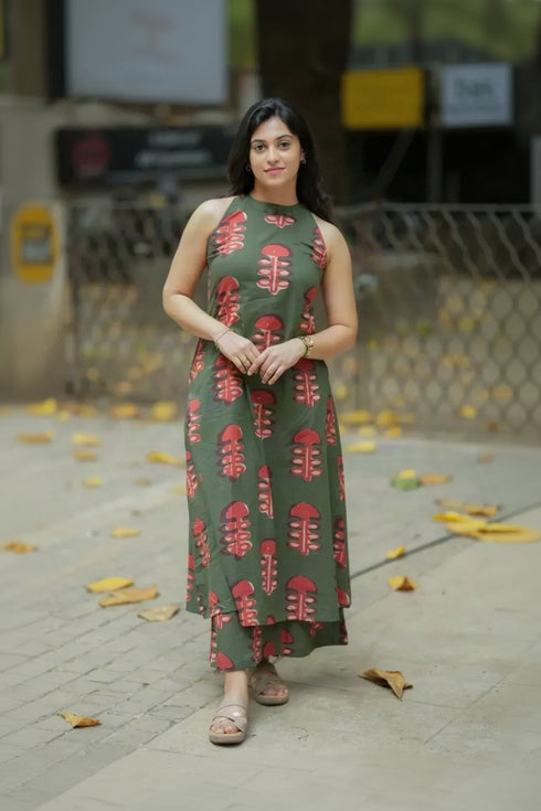 Alvami Women's Green Printed A-Line Kurta Palazzo Set With Pocket
