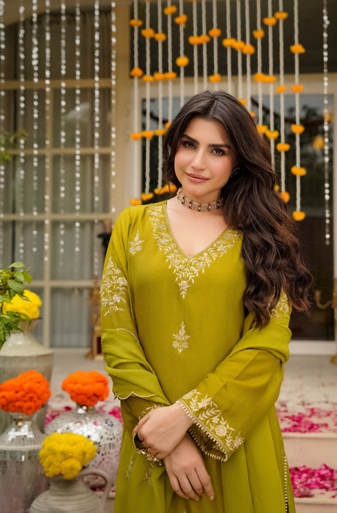 Alvami Women's Green Embroidered Silk Straight Kurta Pant with Dupatta set