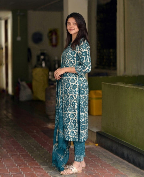 Alvami Women's Morepeach Printed Viscose Straight Kurta Pant With Dupatta Set