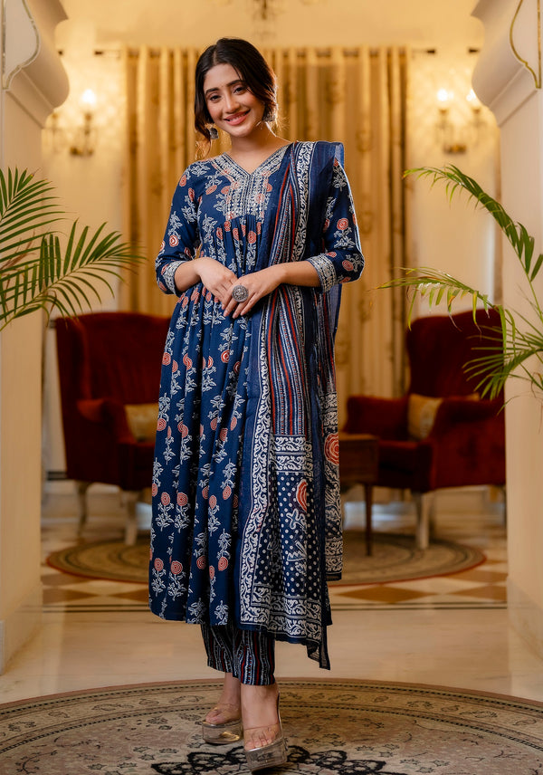 Women Blue Printed Viscose Rayon Kurta, Pant And Dupatta Set