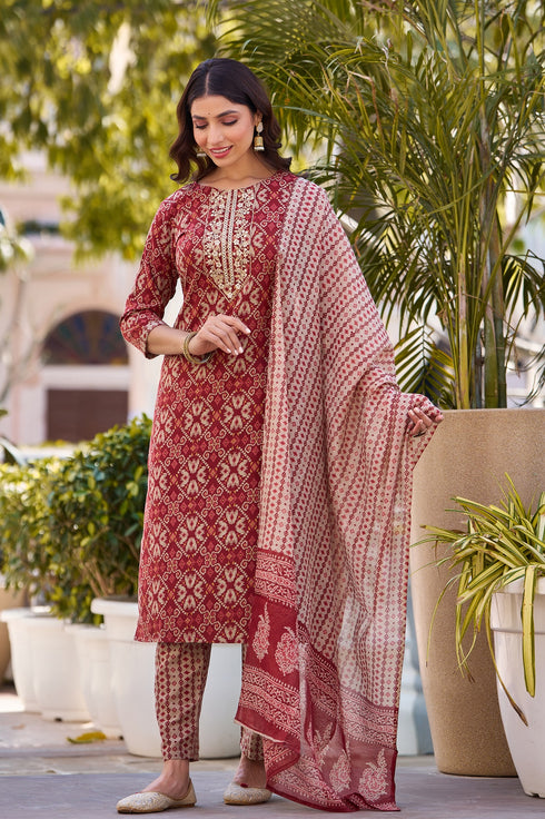 Maroon, Beige Checkered Viscose Rayon Kurta, Pant And Dupatta Set