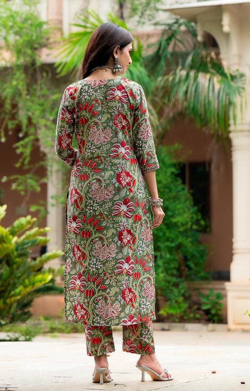 Multicolor Printed Viscose Rayon Kurta, Pant And Dupatta Set