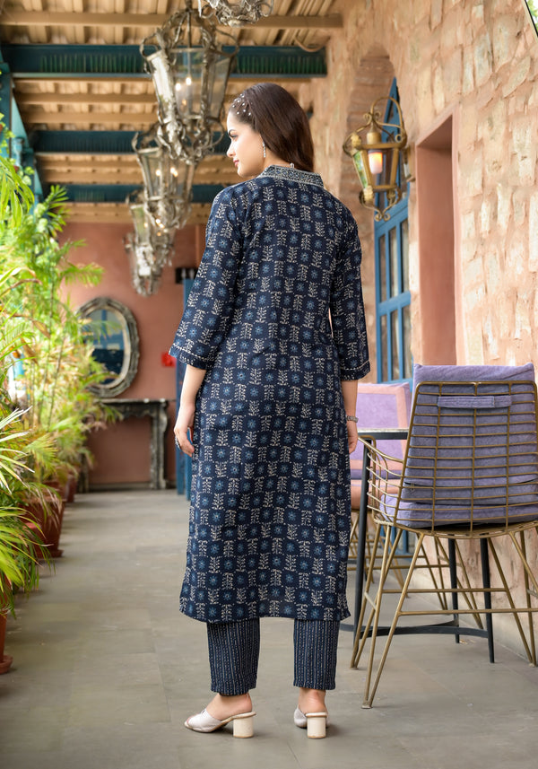 Navy Blue Embroidery Viscose Rayon Kurta, Pant And Dupatta Set