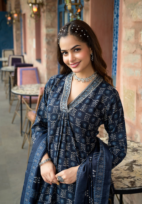 Navy Blue Embroidery Viscose Rayon Kurta, Pant And Dupatta Set