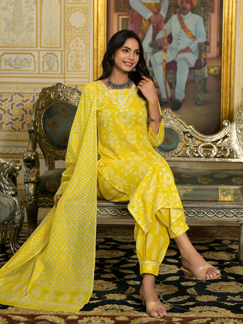 Yellow Embroidery Viscose Rayon Kurta, Pant And Dupatta Set