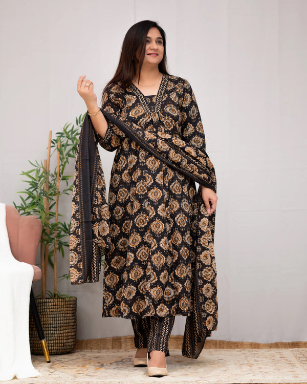 Black Kurta And Pant Set With Dupatta set