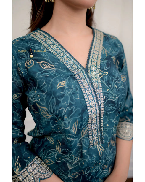 Morepeach Embroidery Viscose Rayon Kurta, Pant And Dupatta Set