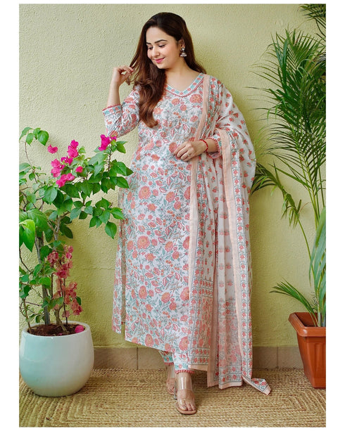 Pink Embroidery Viscose Rayon Kurta, Pant And Dupatta Set
